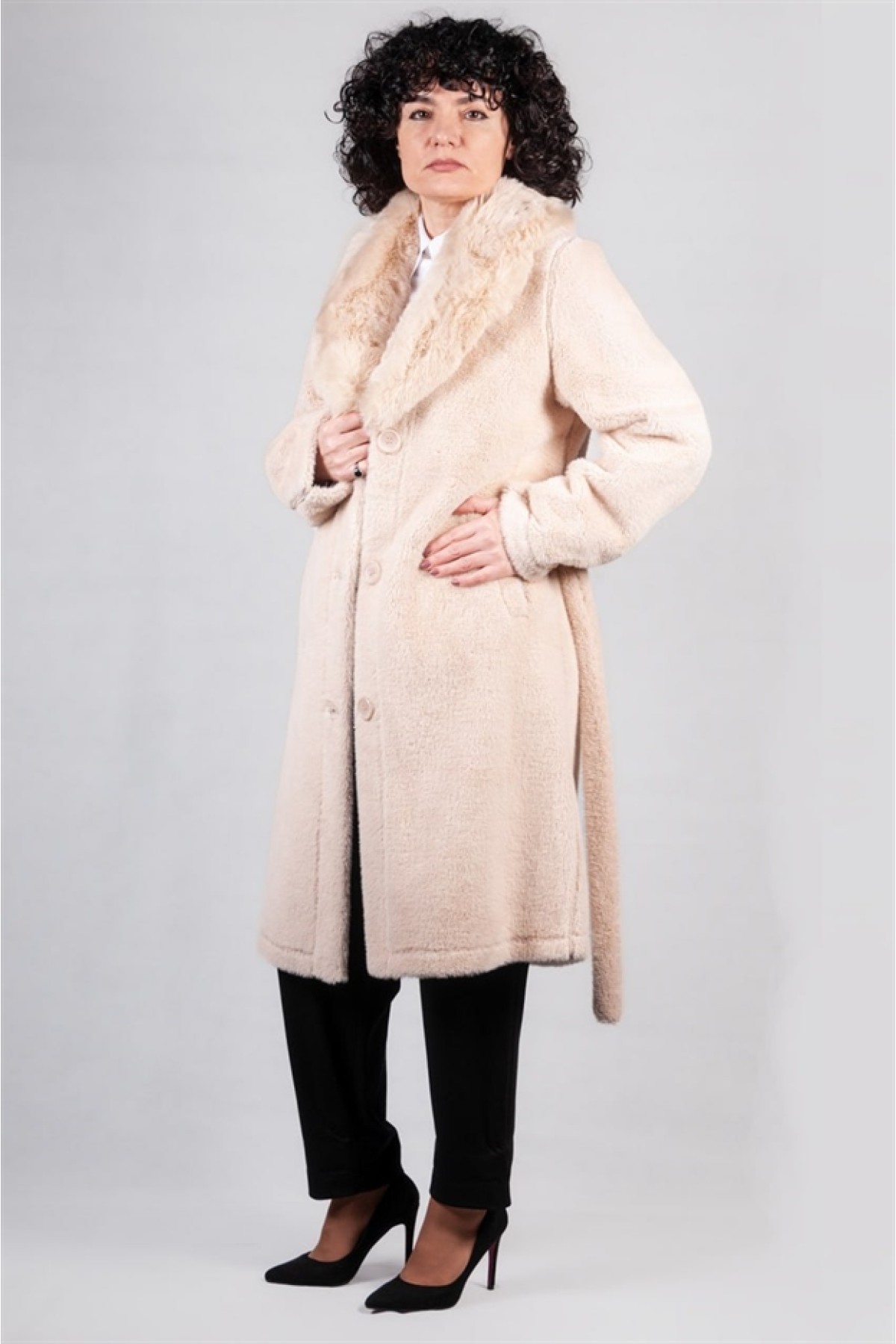 Γούνα εντυπωσιακή Sandro Ferrone