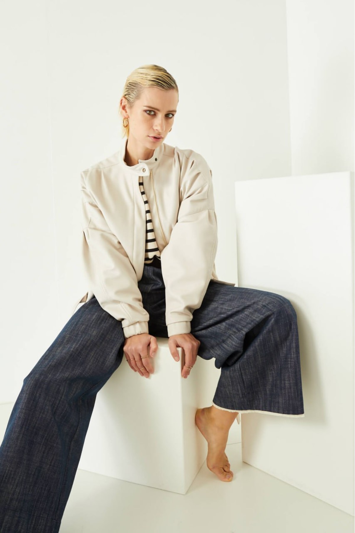 Mπουφάν Οff White Souvenir