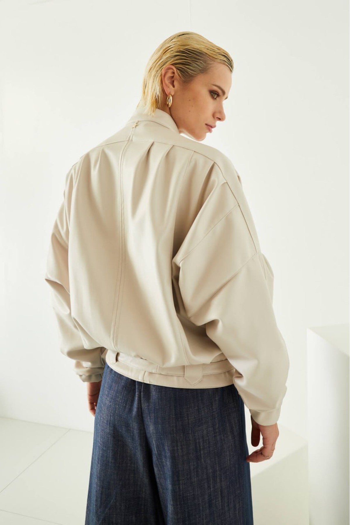 Mπουφάν Οff White Souvenir