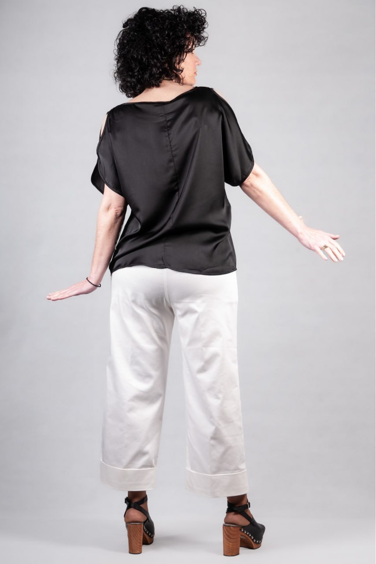 Μπλούζα Sandro Ferrone Μαύρη