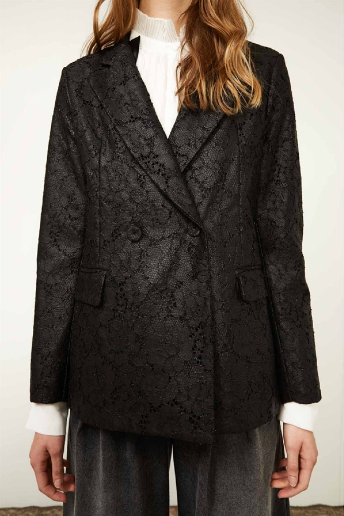 Σακάκι μαύρο Souvenir τύπου δαντέλα 