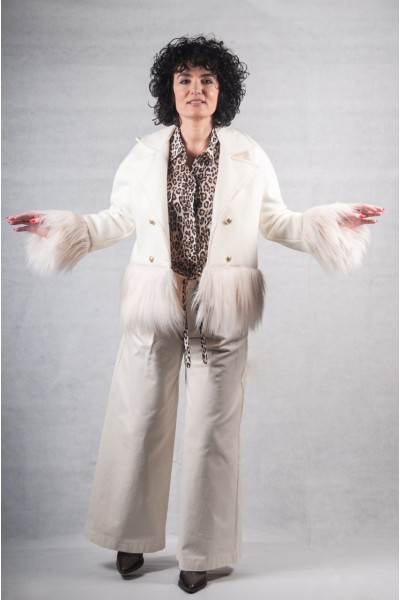 Παλτό κοντό σταυροκουμπωτό Μotel εκρού με γουνάκι 