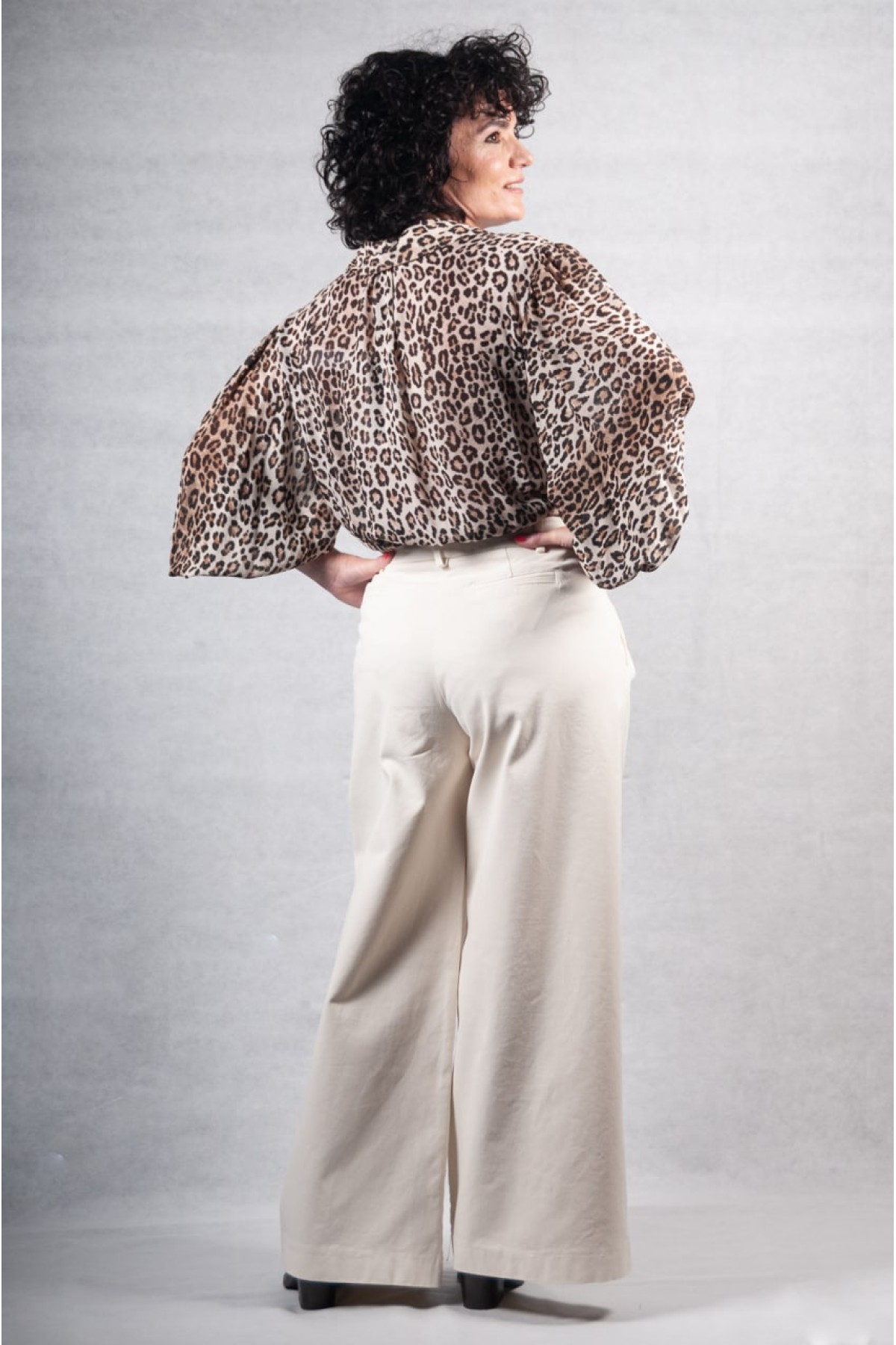 Πουκάμισο Sandro Ferrone λεοπάρ καφέ εκρού με φούσκα μανίκι 